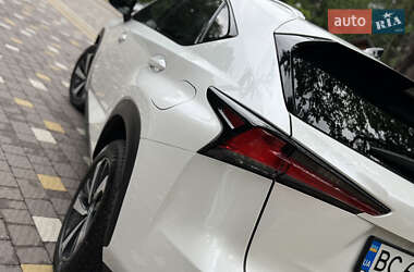 Внедорожник / Кроссовер Lexus NX 2019 в 