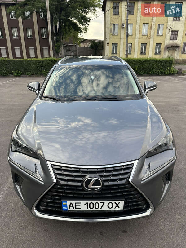 Внедорожник / Кроссовер Lexus NX 2017 в Каменском фото 2 Внедорожник / Кроссовер Lexus NX 2017 в Каменском