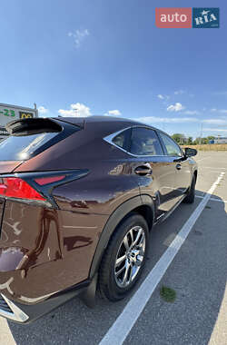 Внедорожник / Кроссовер Lexus NX 2020 в 