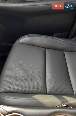 Внедорожник / Кроссовер Lexus NX 2016 в 
