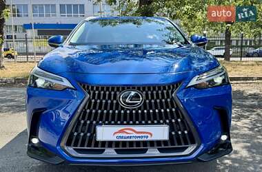 Позашляховик / Кросовер Lexus NX 2022 в 