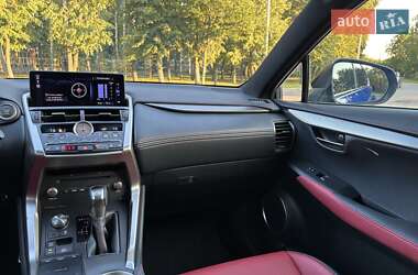 Внедорожник / Кроссовер Lexus NX 2019 в 