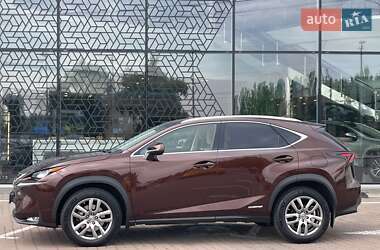 Внедорожник / Кроссовер Lexus NX 2016 в 