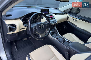 Внедорожник / Кроссовер Lexus NX 2016 в 
