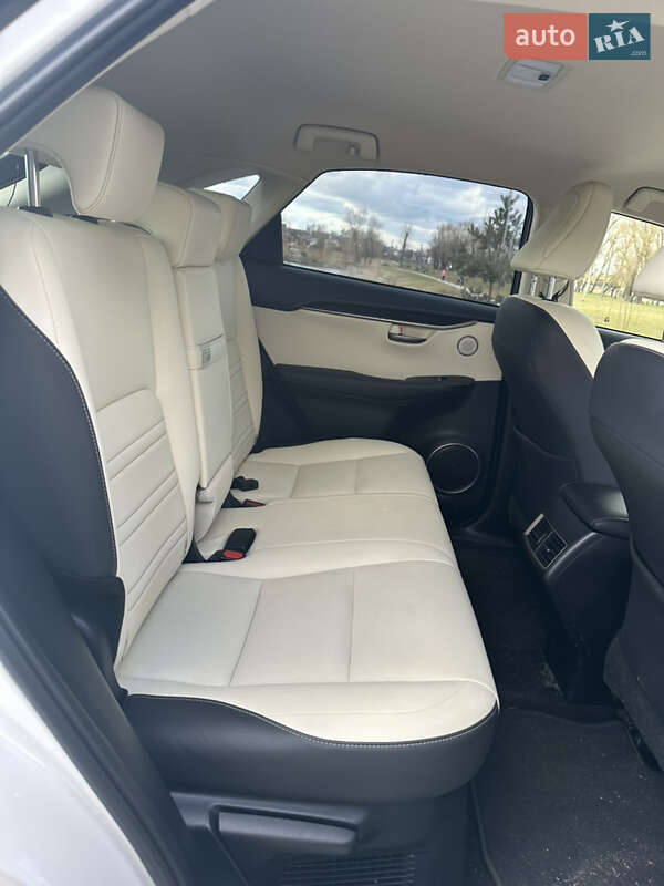 Внедорожник / Кроссовер Lexus NX 2018 в Борисполе