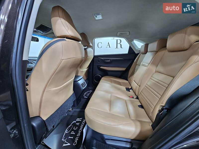 Внедорожник / Кроссовер Lexus NX 2015 в Киеве