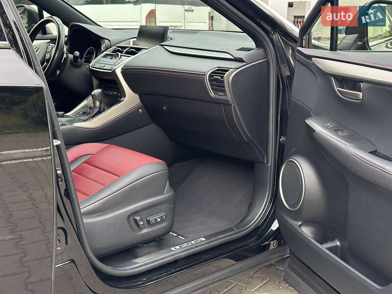 Внедорожник / Кроссовер Lexus NX 2017 в Киеве