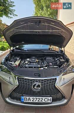 Внедорожник / Кроссовер Lexus NX 2017 в Кропивницком