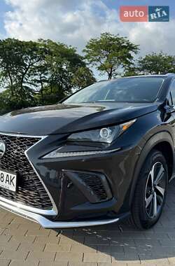 Внедорожник / Кроссовер Lexus NX 2018 в 