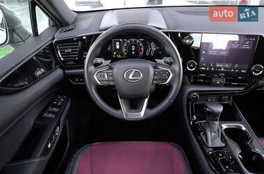 Внедорожник / Кроссовер Lexus NX 2023 в 