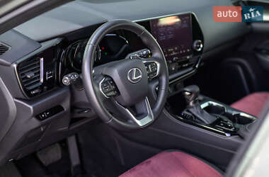 Внедорожник / Кроссовер Lexus NX 2023 в 