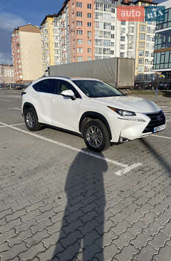 Позашляховик / Кросовер Lexus NX 2015 в Івано-Франківську