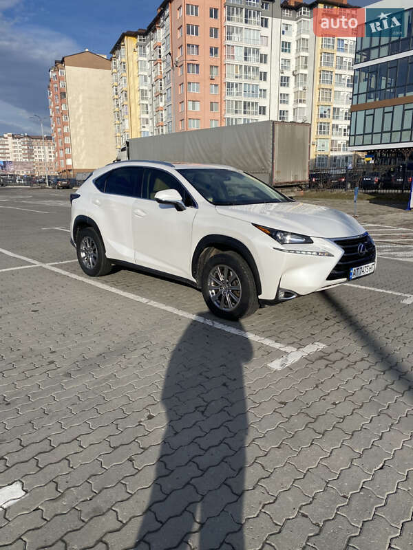 Внедорожник / Кроссовер Lexus NX 2015 в 