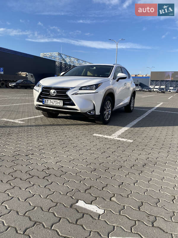 Lexus NX 2015