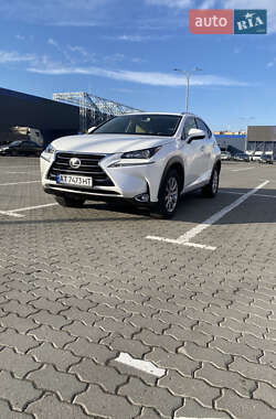 Внедорожник / Кроссовер Lexus NX 2015 в 