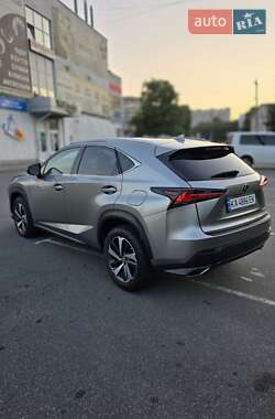 Внедорожник / Кроссовер Lexus NX 2018 в 
