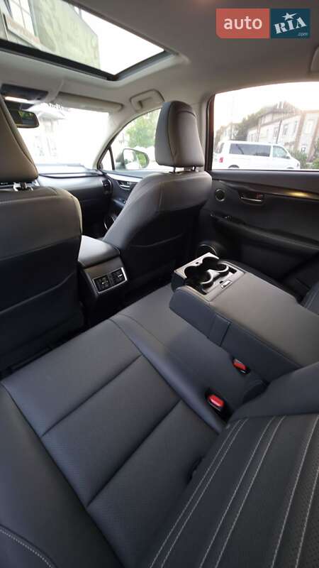 Внедорожник / Кроссовер Lexus NX 2018 в Киеве