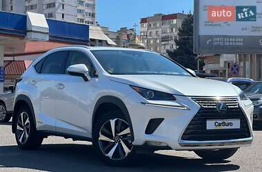 Внедорожник / Кроссовер Lexus NX 2020 в 