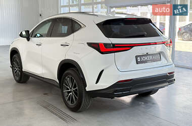 Внедорожник / Кроссовер Lexus NX 2022 в 