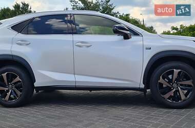 Внедорожник / Кроссовер Lexus NX 2021 в 