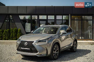 Внедорожник / Кроссовер Lexus NX 2015 в Черновцах