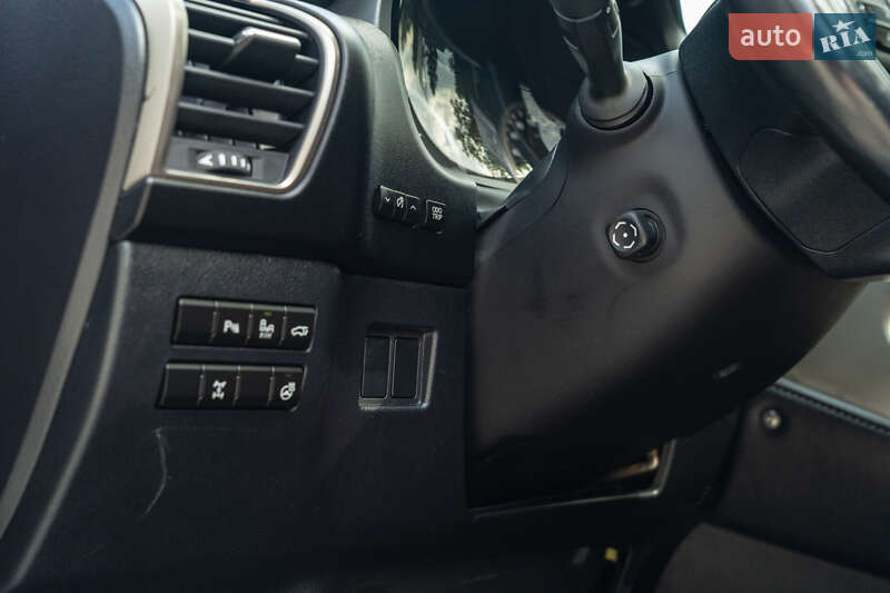 Внедорожник / Кроссовер Lexus NX 2015 в Черновцах