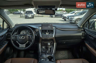 Внедорожник / Кроссовер Lexus NX 2015 в 