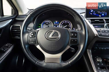 Внедорожник / Кроссовер Lexus NX 2014 в 
