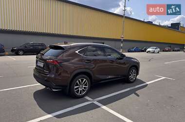 Внедорожник / Кроссовер Lexus NX 2015 в 