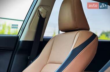 Внедорожник / Кроссовер Lexus NX 2019 в 