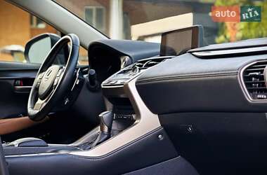 Внедорожник / Кроссовер Lexus NX 2019 в 