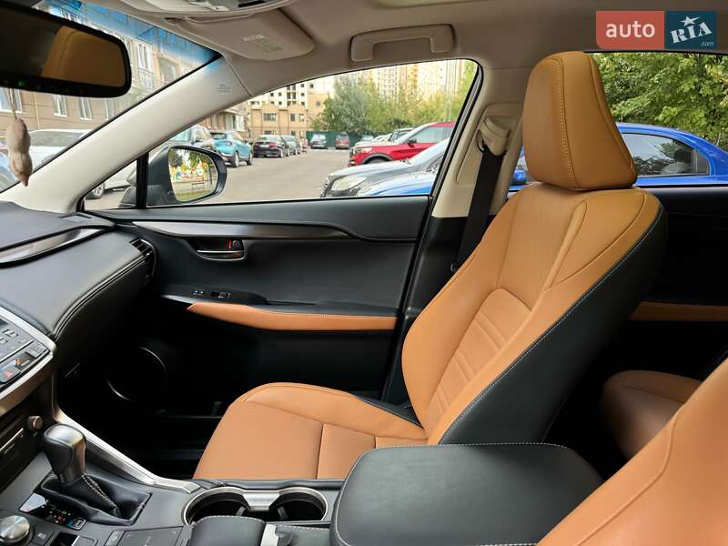 Позашляховик / Кросовер Lexus NX 2019 в Києві