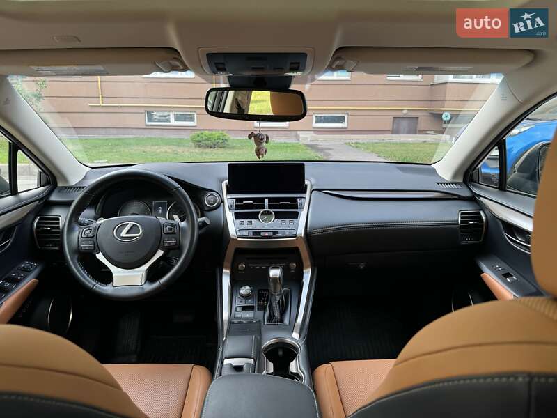 Позашляховик / Кросовер Lexus NX 2019 в Києві