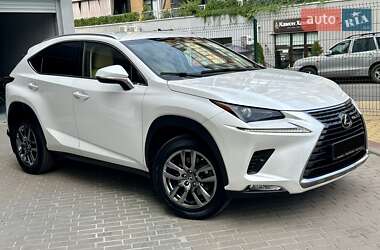 Внедорожник / Кроссовер Lexus NX 2018 в 