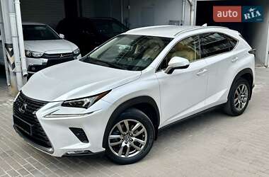 Внедорожник / Кроссовер Lexus NX 2018 в 