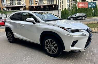 Внедорожник / Кроссовер Lexus NX 2018 в 