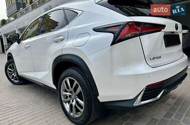 Внедорожник / Кроссовер Lexus NX 2018 в 