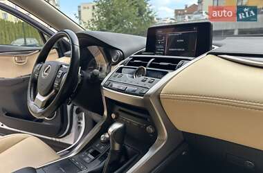 Внедорожник / Кроссовер Lexus NX 2018 в 