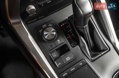 Внедорожник / Кроссовер Lexus NX 2019 в 