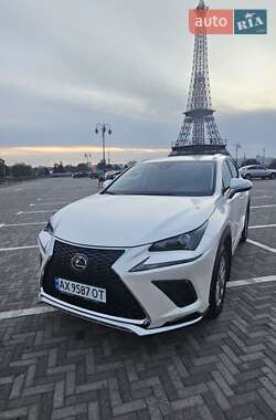 Внедорожник / Кроссовер Lexus NX 2021 в 