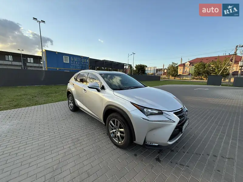 Lexus NX 2015