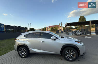 Внедорожник / Кроссовер Lexus NX 2015 в 