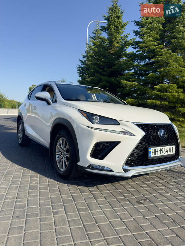 Внедорожник / Кроссовер Lexus NX 2020 в Одессе