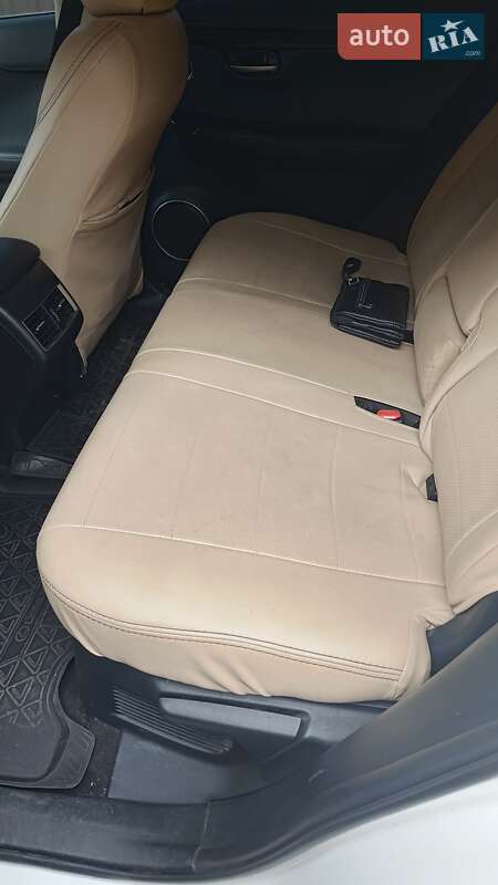 Внедорожник / Кроссовер Lexus NX 2014 в Ивано-Франковске