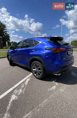 Внедорожник / Кроссовер Lexus NX 2015 в 