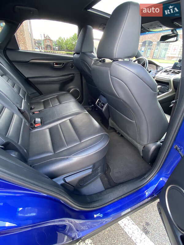 Внедорожник / Кроссовер Lexus NX 2015 в Киеве