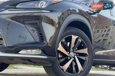 Внедорожник / Кроссовер Lexus NX 2021 в 