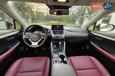 Внедорожник / Кроссовер Lexus NX 2020 в 