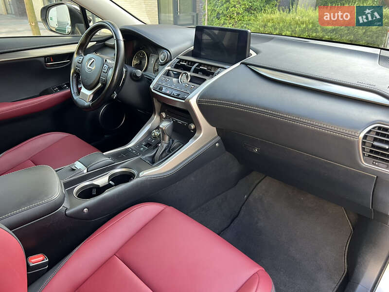 Внедорожник / Кроссовер Lexus NX 2020 в Киеве