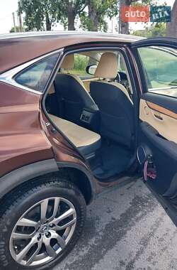 Внедорожник / Кроссовер Lexus NX 2018 в 